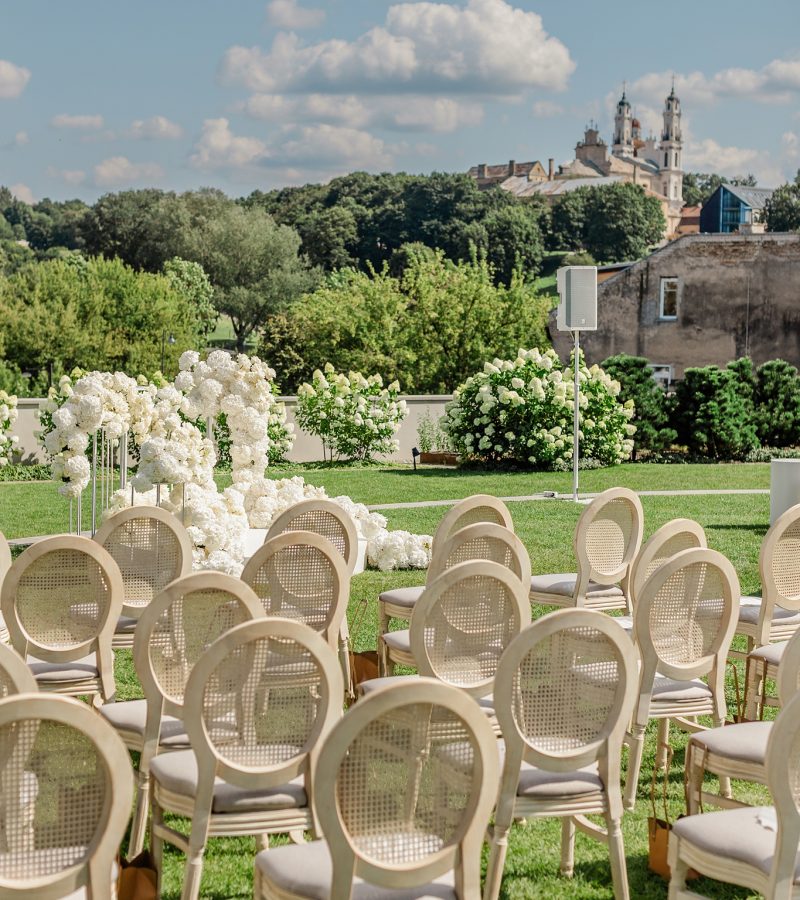 RusticWedding.lt / Royale_dizainas_Ant_sparnu_Boksto_skveras - Jurgita_Lukos_photograph